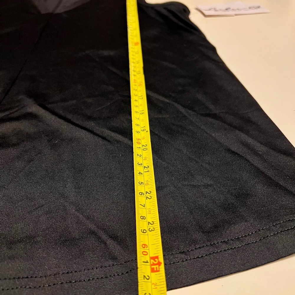 Lulu-B UPF 50+ Cooling Fabric Sleeveless V-Neck Top Black Size Small NWT new tag - Picture 2 of 9